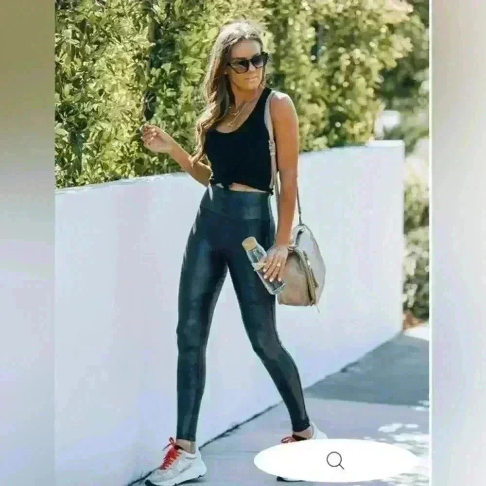 Spanx faux leather leggings Size XS
